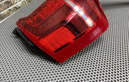 Фонарь правый для Volvo XC90 2017 года на фотографиях