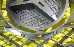 Решетка радиатора для Mercedes-Benz GLK class 2015 года на фотографиях