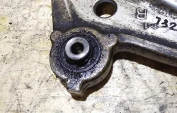 Качающийся рычаг правый для Nissan Teana на фотографиях