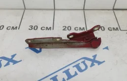 Петля капота левая для Volvo S40 на фотографиях