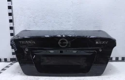 Крышка багажника для Nissan Teana 2014 года на фотографиях