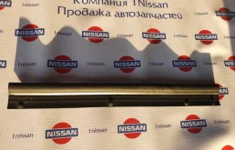 Уплотнитель двери для Nissan Qashqai J11 2013-2019