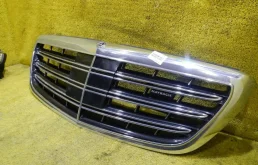 Решетка радиатора для Mercedes-Benz S class 2013 года на фотографиях