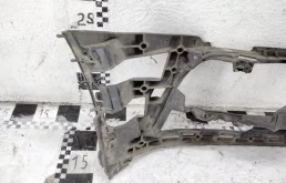 Кронштейн заднего бампера левый для Volkswagen Polo 2016 года на фотографиях