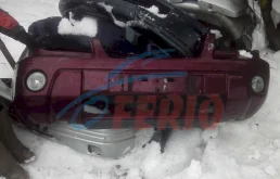 Бампер передний для Nissan X-Trail 2006 года на фотографиях