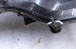 Фара ксенон левая для Toyota RAV4 2014 года на фотографиях