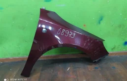 Крыло правое для Skoda Fabia 2011 года на фотографиях