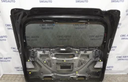 Крышка багажника для Mercedes-Benz M class 2014 года на фотографиях