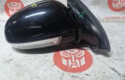 Зеркала для Volkswagen Jetta 2008 года на фотографиях