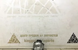 Противотуманка (ПТФ) передняя левая для Toyota Land Cruiser 2014 года на фотографиях