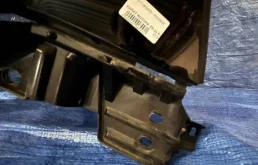 Крылья для Nissan X-Trail 2000 года на фотографиях