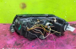 Бампер для Volkswagen Passat 2002 года на фотографиях