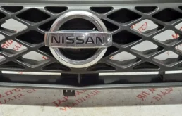 Решетка радиатора для Nissan X-Trail 2001 года на фотографиях