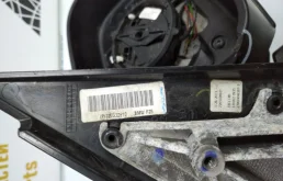 Стекла и зеркала для BMW X3 2010 года на фотографиях