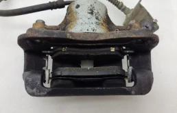 Суппорт передний левый для Kia Rio на фотографиях