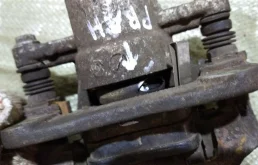 Суппорт задний левый для Toyota Avensis на фотографиях