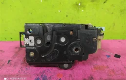 Уплотнитель передней правой двери для Skoda Octavia на фотографиях