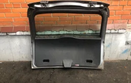 Дверь багажника для BMW X3 2008 года на фотографиях