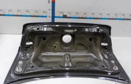 Дверь багажника для Volkswagen Passat 2016 года на фотографиях