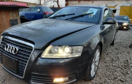 Дверь передняя правая для Audi A6 2002 года на фотографиях