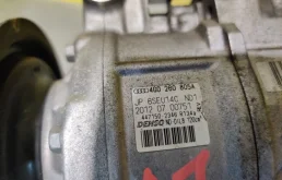 Компрессор кондиционера для Audi A6 2013 года на фотографиях