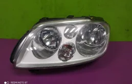 Фары для Volkswagen Caddy 2005 года на фотографиях