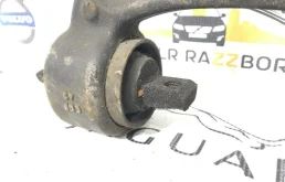 Рычаг передний правый нижний для Volvo XC90 2005 года на фотографиях