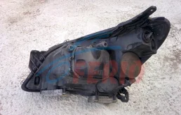 Фара правая для Opel Astra 2004 года на фотографиях