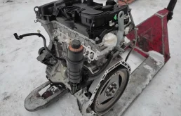 Двигатель для Mercedes-Benz C class 2010 года на фотографиях