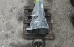 АКПП для Volkswagen Touareg 2008 года на фотографиях