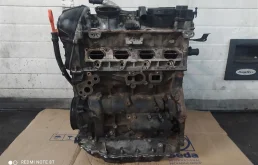 Двигатель без навесного для Volkswagen Tiguan 2014 года на фотографиях