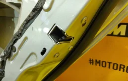 Двери для BMW 3er 2001 года на фотографиях