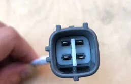 Лямбда-зонд (верхний) для Lexus RX на фотографиях