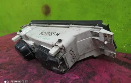 Фары для Skoda Octavia 2001 года на фотографиях