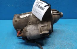 Стартер для Nissan X-Trail 2014 года на фотографиях