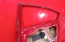 Дверь задняя правая для Kia Cerato 2014 года на фотографиях