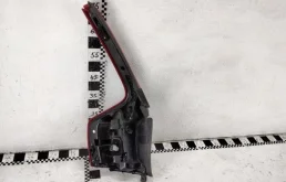 Фонарь внешний правый для Volvo XC90 2015 года на фотографиях