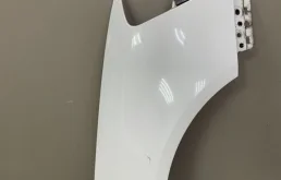 Крылья для Volkswagen Passat 2005 года на фотографиях