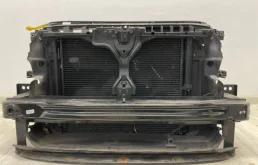 Кассета радиаторов для Volkswagen Tiguan 2014 года на фотографиях