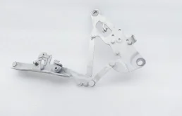 Петля капота левая для BMW 5er на фотографиях