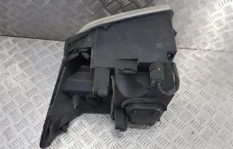 Фара левая для Ford Transit 2009 года на фотографиях