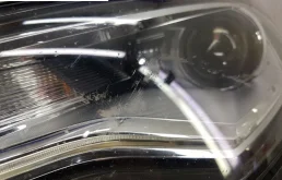 Фара левая для Audi A6 2010 года на фотографиях