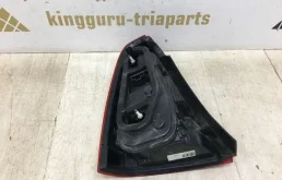 Фонарь правый для Renault Logan 2007 года на фотографиях