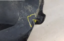 Подкрылок передний правый для Renault Duster 2010 года на фотографиях