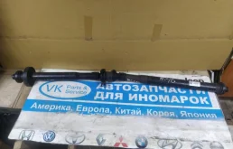 Карданный вал задний для Volkswagen Touareg 2014 года на фотографиях