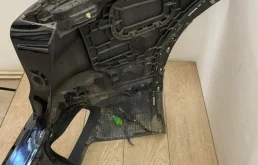 Бампер для Porsche Cayenne 2016 года на фотографиях