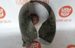 Подкрылок передний левый для Volkswagen Passat 2010 года на фотографиях