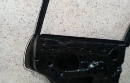 Дверь задняя левая для Toyota Land Cruiser 2008 года на фотографиях