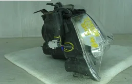 Фара левая для Toyota Camry 2017 года на фотографиях