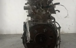 Двигатель без навесного для Toyota Camry 2017 года на фотографиях